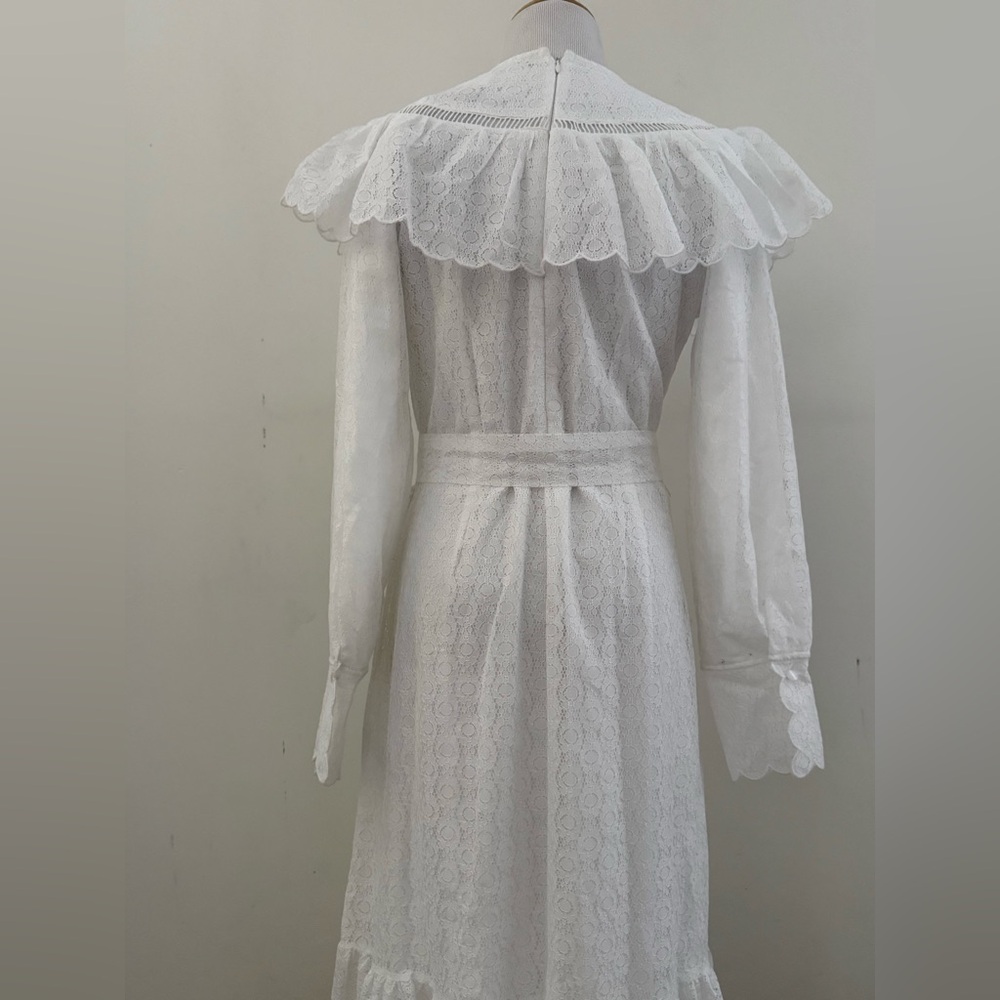 MALOU-FEMMES || Elegant White Ruffled Bib Lace Dress. Sz. EU 38 - US 6 - Picture 6 of 13